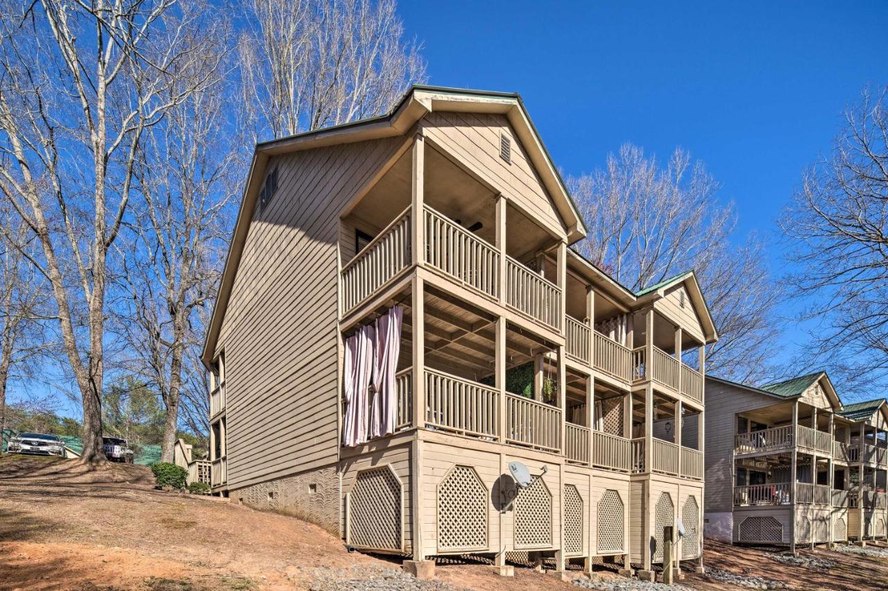 Lake Lure Studio With Private Balcony And Pool Access! Eksteriør bilde
